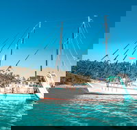 2 night Whitsunday Islands Cruise on New Horizon from Airlie Beach - Yamba Accommodation