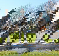 Dad Dave Mum and Mabel - Yamba Accommodation