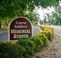 Memorial Avenue in Cowra - Yamba Accommodation