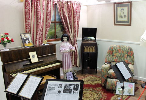 Australian Country Music Hall Of Fame - Yamba Accommodation 1