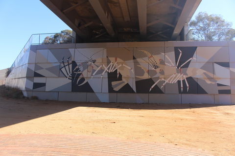 Berri Bridge Mural - Yamba Accommodation 0