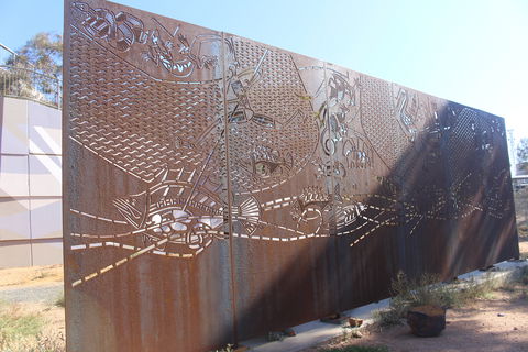 Berri Bridge Mural - Yamba Accommodation 1