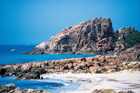 Castle Bay - Yamba Accommodation 1