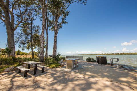 Dohles Rocks - Yamba Accommodation 1