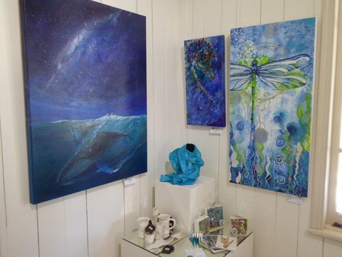 Old SchoolHouse Gallery - Yamba Accommodation 1