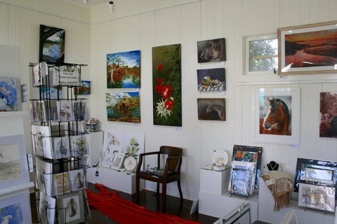 Old SchoolHouse Gallery - Yamba Accommodation 2