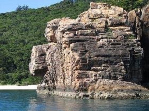 The Pinnacles - Yamba Accommodation 0