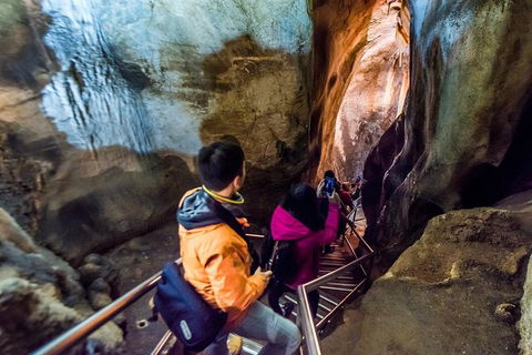 Jenolan Caves: Chifley Cave Tour - Yamba Accommodation 1