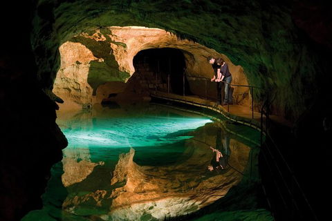 Jenolan Caves: Extended Orient Cave Tour - Yamba Accommodation 1