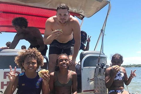 BBQ Boat Hire - Yamba Accommodation 1