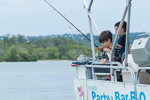 BBQ Boat Hire - Yamba Accommodation 2