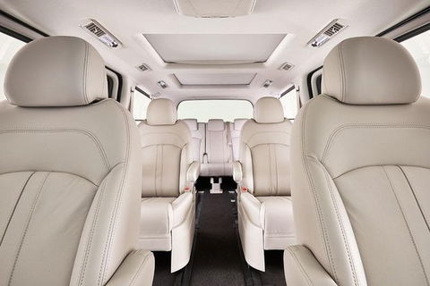 Luxury Van, Private Transfer, Palm Cove - Cairns - Yamba Accommodation 1