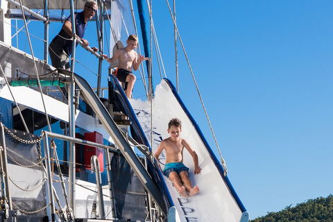 Day Sail The Whitsunday Islands On Atlantic Clipper From Airlie Beach - Yamba Accommodation 7