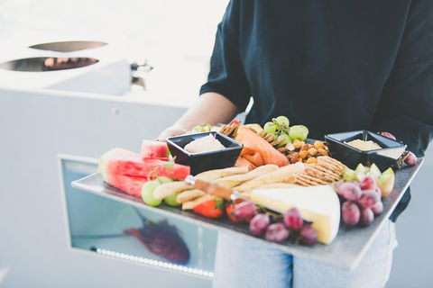 Deep-to-Dish: Tasmanian Seafood Experience - Morning Tour - Yamba Accommodation 12
