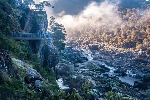 3.5 Hours Walking Tour To Cataract Gorge With Local Guide - Yamba Accommodation 0