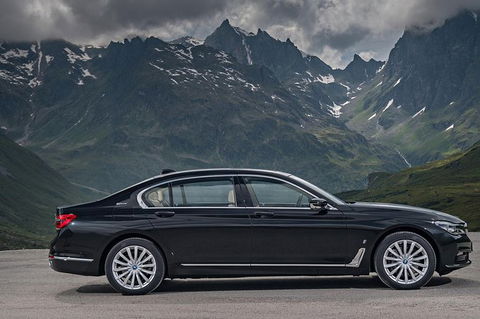BMW Car Melbourne Airport To CBD - Yamba Accommodation 5