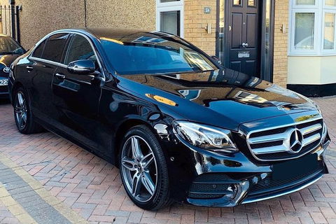 Departure Private Transfers: Melbourne To Melbourne Airport MEL In Business Car - Yamba Accommodation 3