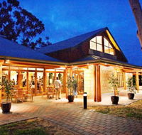 Elmar's in the Valley - Yamba Accommodation