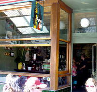 Gypsy Bar - Yamba Accommodation