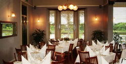Joseph Alexanders Restaurant & Piano Bar - Yamba Accommodation 2
