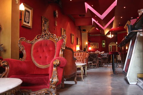 Polly Bar - Yamba Accommodation 1