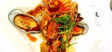 Lively Catch Seafood Restaurant - Yamba Accommodation 0