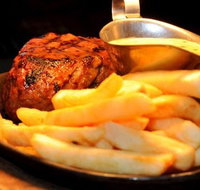 Squires Loft Robina - Yamba Accommodation