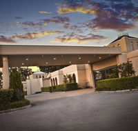 Shangri-La Gardens - Yamba Accommodation