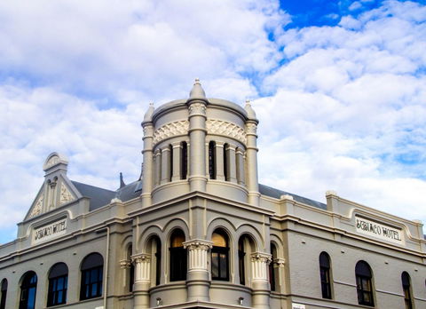 Subiaco Hotel - Yamba Accommodation 1