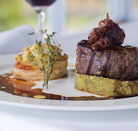 Chris's Beacon Point Restaurant - Yamba Accommodation