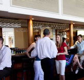 Cairns International Lobby Bar - Yamba Accommodation