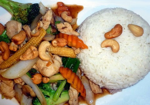 Eagle Thai - Yamba Accommodation 3