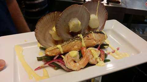 Dicey's Bar & Grill - Yamba Accommodation 4