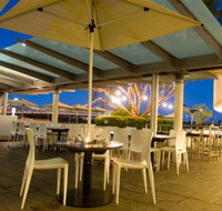 Friday's Riverside - Yamba Accommodation