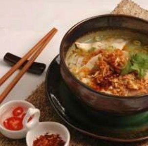 S & I Thai - Yamba Accommodation 3