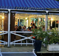 The Colonels Restaurant  Bar - Yamba Accommodation