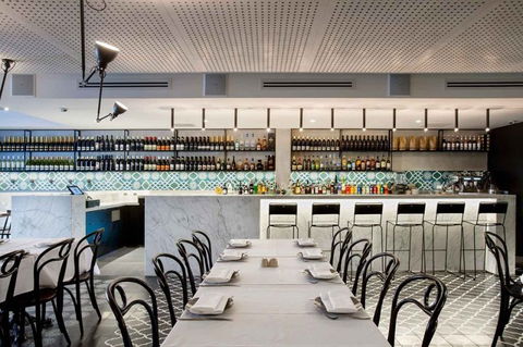 Zahli Modern Middle Eastern Restaurant - Yamba Accommodation 10