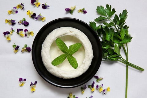 Zahli Modern Middle Eastern Restaurant - Yamba Accommodation 1
