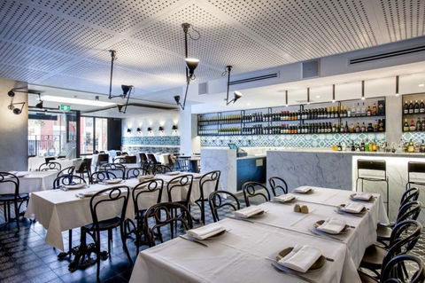 Zahli Modern Middle Eastern Restaurant - Yamba Accommodation 2