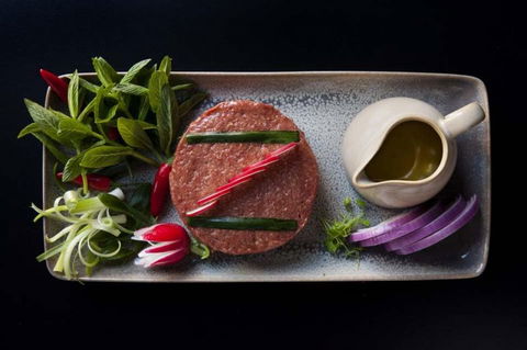 Zahli Modern Middle Eastern Restaurant - Yamba Accommodation 3