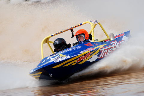 V8 Superboats - Yamba Accommodation 0