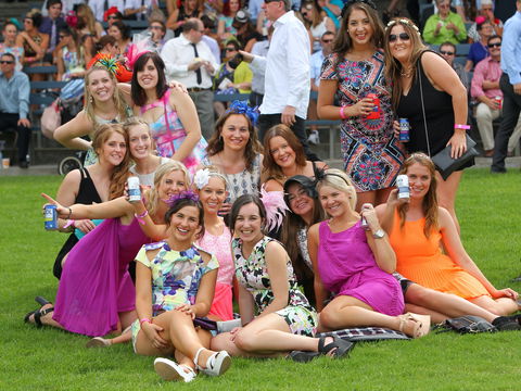 Albury Racing Club Boxing Day Races - Yamba Accommodation 2