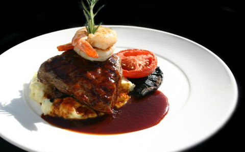 Aquarius Seafood Restaurant - Yamba Accommodation 3