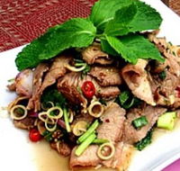 Lao-Thai Luammit Restaurant - Yamba Accommodation