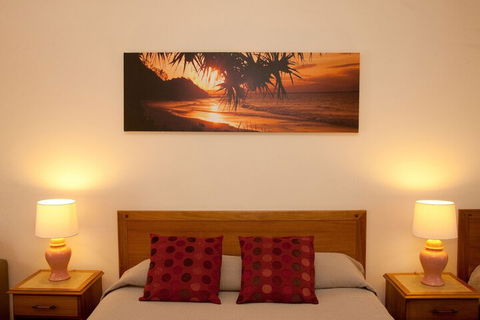 Byron Motor Lodge Motel - Yamba Accommodation 4