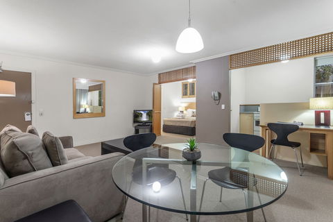 Airport International Hotel Brisbane - Yamba Accommodation 5