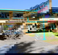Bay Motel - Yamba Accommodation