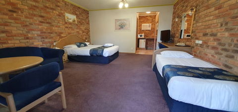 Pines Country Club Motor Inn - Yamba Accommodation 5