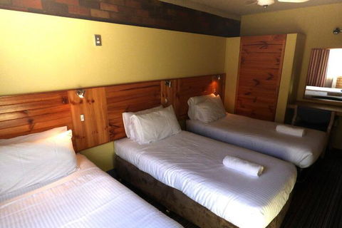 Wanderlight Motor Inn - Yamba Accommodation 4