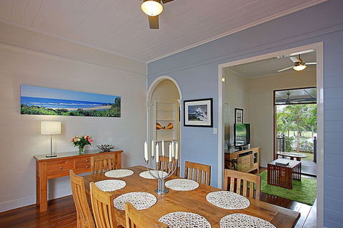 A PERFECT STAY - Harkaway - Yamba Accommodation 5